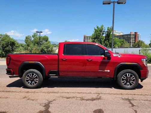 2022 GMC Sierra 2500 AT4