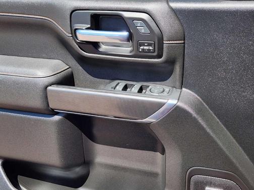 2022 GMC Sierra 2500 AT4
