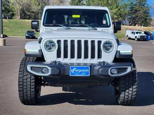 Bright White Clearcoat 2020 Jeep Gladiator Overland