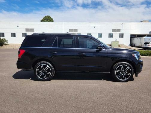 Agate Black 2020 Ford Expedition Limited