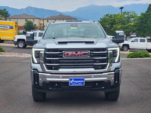 2025 GMC Sierra 3500 SLT