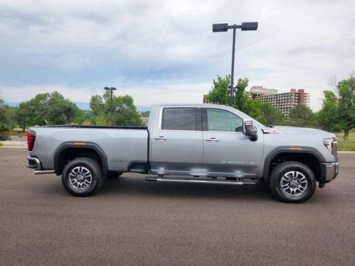 2025 GMC Sierra 3500 SLT