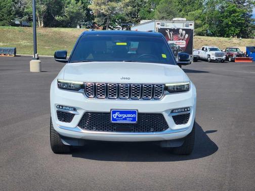 2023 Jeep Grand Cherokee Summit