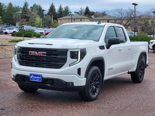 2025 GMC Sierra 1500 Elevation