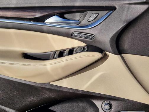 2020 Buick Enclave Premium