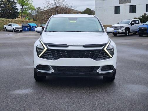 Glacial White Pearl 2023 Kia Sportage EX