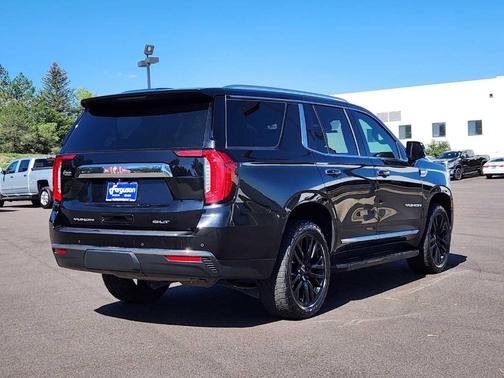 2021 GMC Yukon SLT