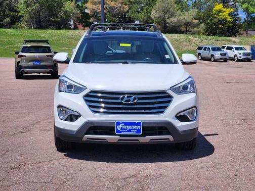 2016 Hyundai SANTA FE SE
