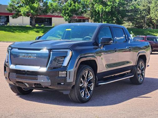 2025 GMC Sierra EV Denali