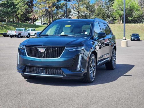 Emerald 2024 Cadillac XT6 Sport AWD
