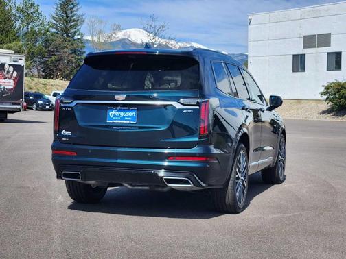 Emerald 2024 Cadillac XT6 Sport AWD