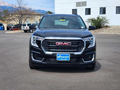 Ebony Twilight Metallic 2024 GMC Terrain SLE