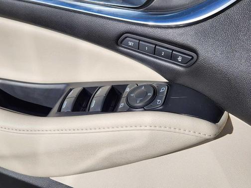 2022 Buick Enclave Avenir