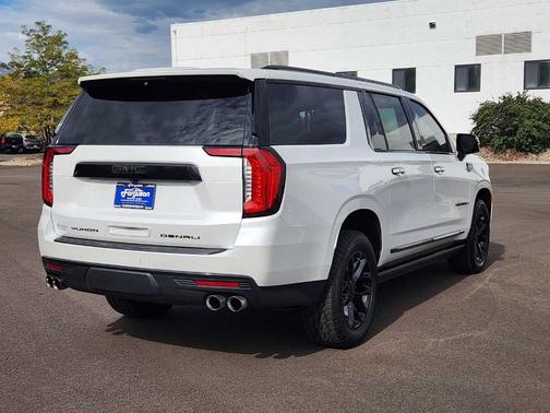 2023 GMC Yukon XL Denali