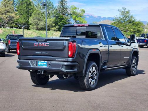 2022 GMC Sierra 2500 Denali
