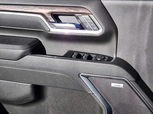 2026 GMC Sierra 3500 SLT