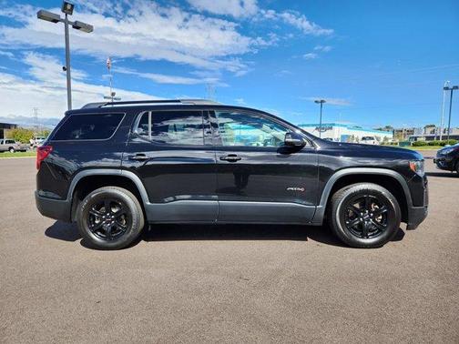 2020 GMC Acadia AT4
