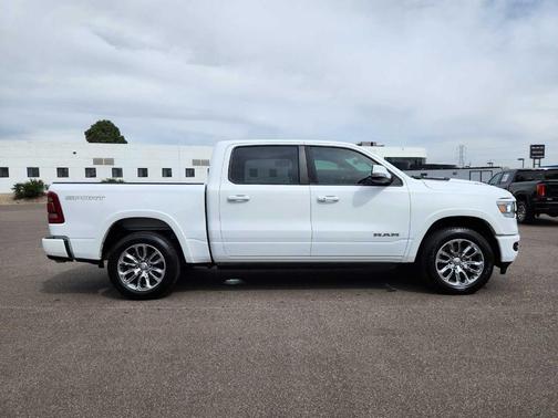 Bright White Clearcoat 2021 RAM 1500 Laramie