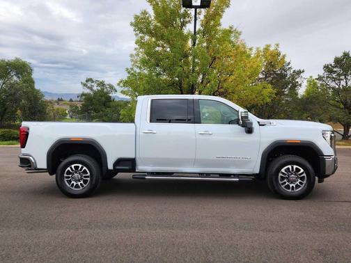 2026 GMC Sierra 2500 SLT
