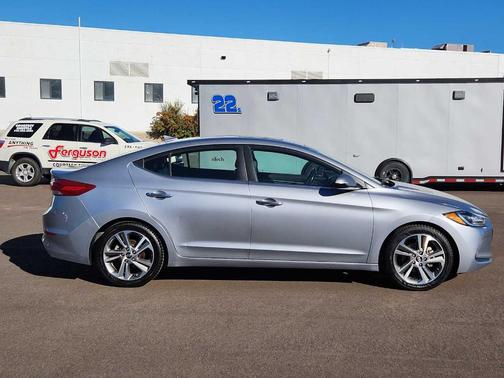 2017 Hyundai ELANTRA Limited