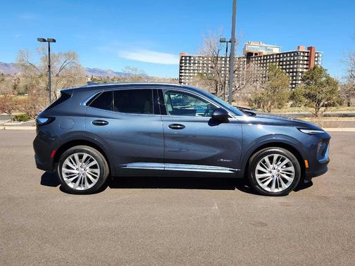 Quartz Blue Metallic 2026 Buick Envision Avenir