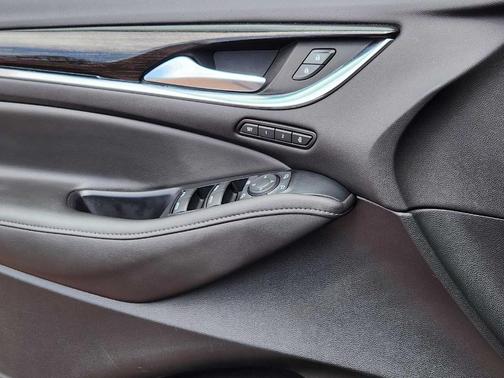 2020 Buick Enclave Avenir