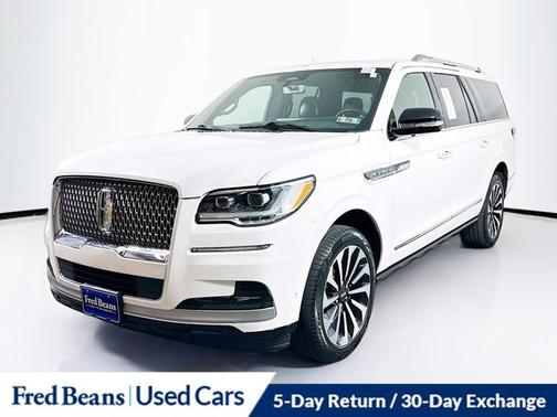 PRISTINE WHITE METALLIC 3C 2023 Lincoln Navigator L RESERVE