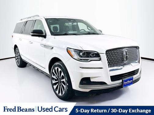 PRISTINE WHITE METALLIC 3C 2023 Lincoln Navigator L RESERVE