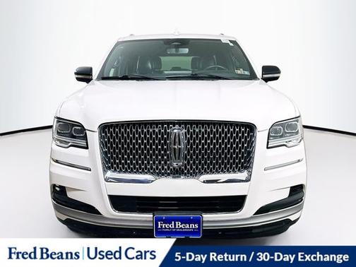 PRISTINE WHITE METALLIC 3C 2023 Lincoln Navigator L RESERVE