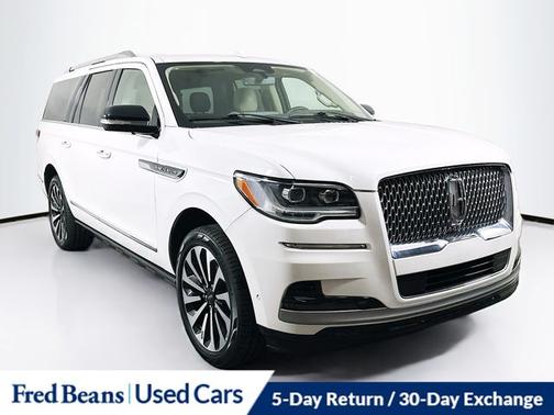 PRISTINE WHITE METALLIC 3C 2023 Lincoln Navigator L RESERVE