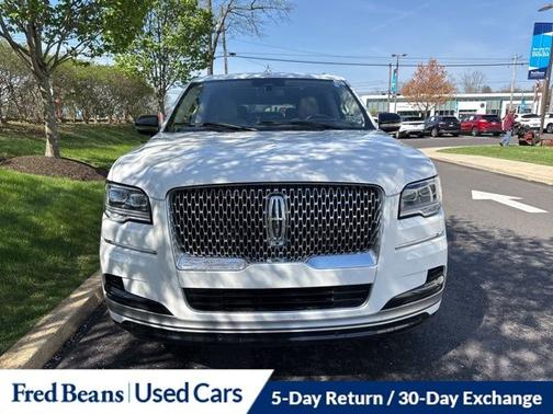 PRISTINE WHITE METALLIC 3C 2023 Lincoln Navigator L RESERVE