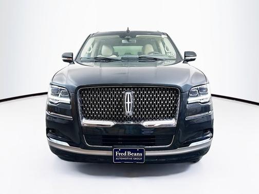 2022 Lincoln Navigator L RESERVE