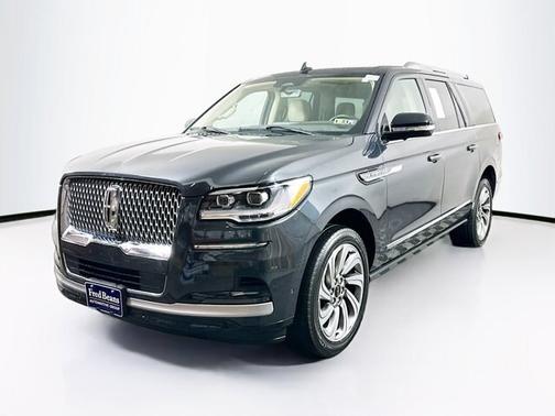 2022 Lincoln Navigator L RESERVE
