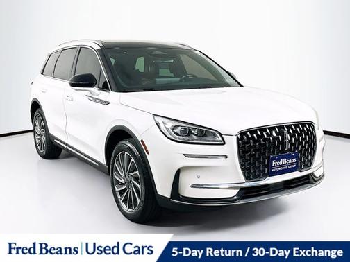 PRISTINE WHITE MET 3C 2023 Lincoln Corsair RESERVE