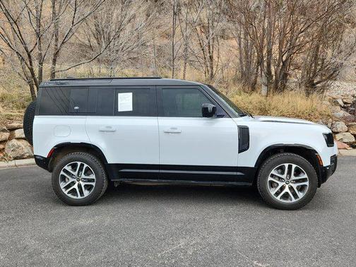 2022 Land Rover Defender 110 X-Dynamic HSE