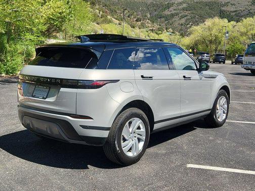 2025 Land Rover Range Rover Evoque Core S
