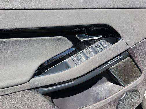 2025 Land Rover Range Rover Evoque Core S