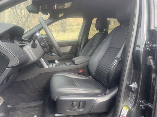 2025 Land Rover Discovery Sport Dynamic SE