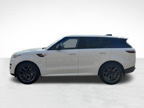 2026 Land Rover Range Rover Sport SE