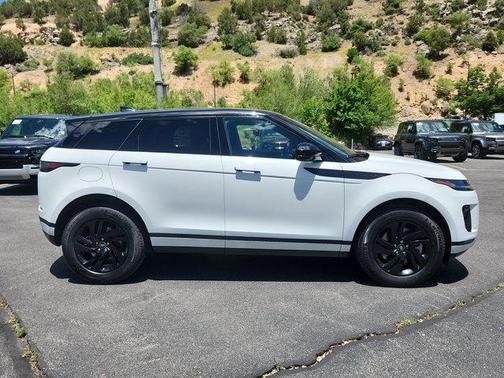 2024 Land Rover Range Rover Evoque Core S