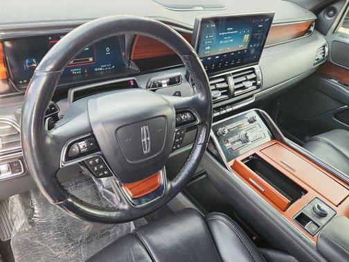 2022 Lincoln Navigator Reserve