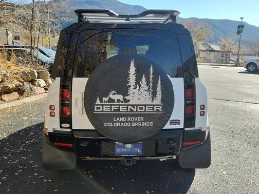 2023 Land Rover Defender 90 X-Dynamic SE