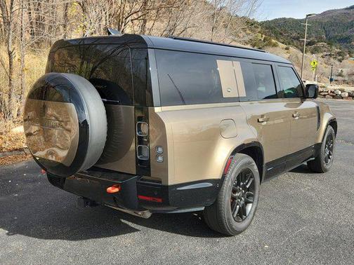 2024 Land Rover Defender 130 P400 X