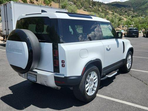 2025 Land Rover Defender 90 P300 S