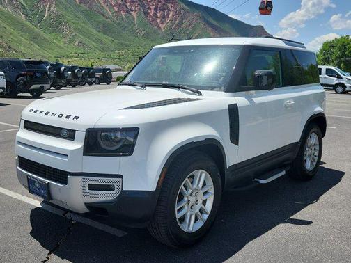 2025 Land Rover Defender 90 P300 S