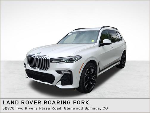 Mineral White Metallic 2021 BMW X7 xDrive40i