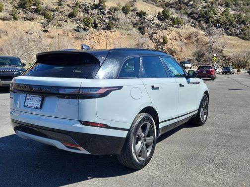 2025 Land Rover Range Rover Velar P250 SE R-Dynamic