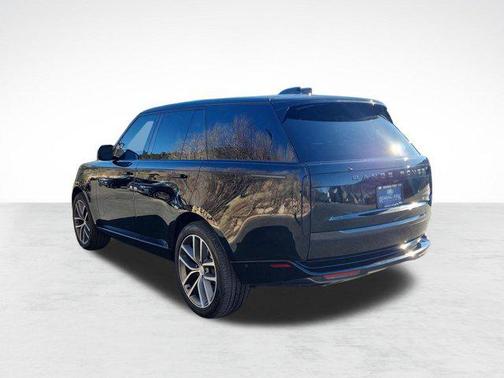 2024 Land Rover Range Rover P400 SE