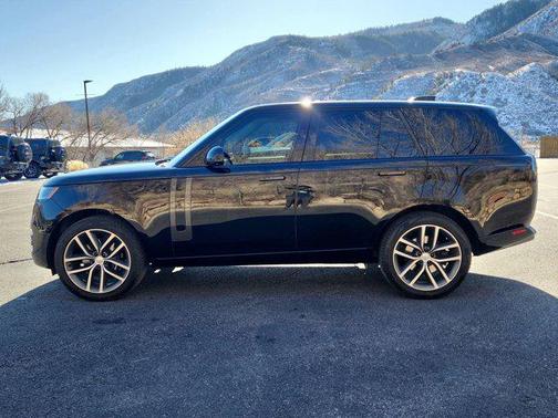 2024 Land Rover Range Rover P400 SE