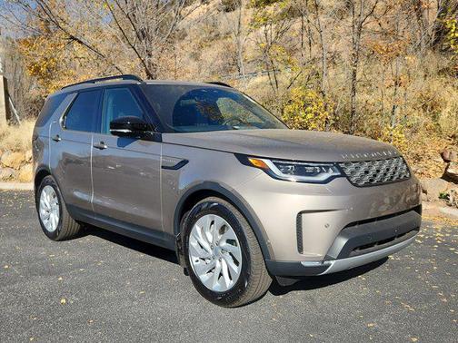 2026 Land Rover Discovery S